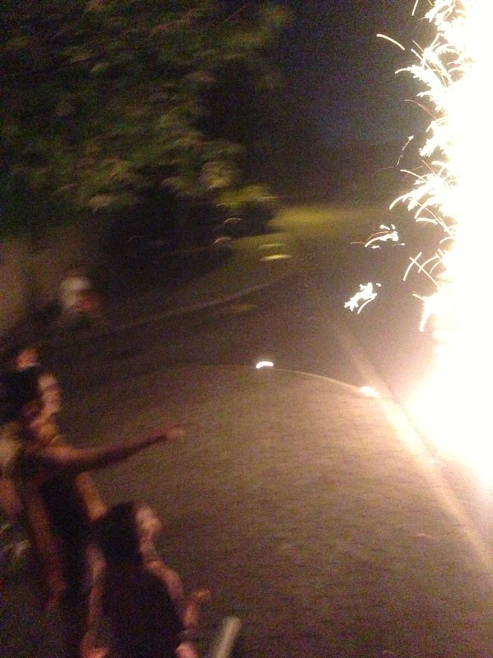 יום הולדת 722 לשוויץ זיקוקים בחצר