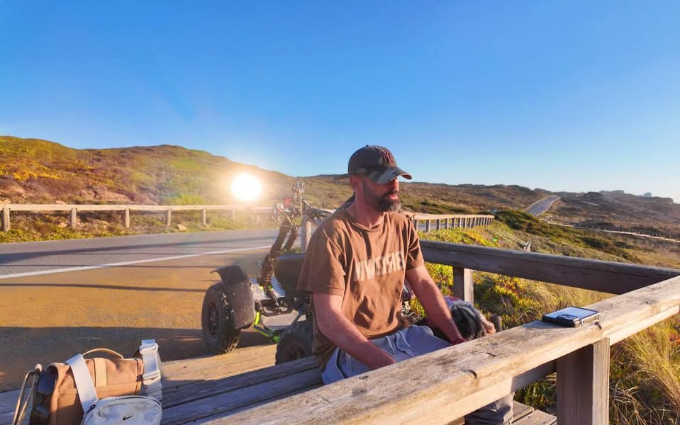 Hold on. Stay still. It’s lifting – slowly. Don’t rush…