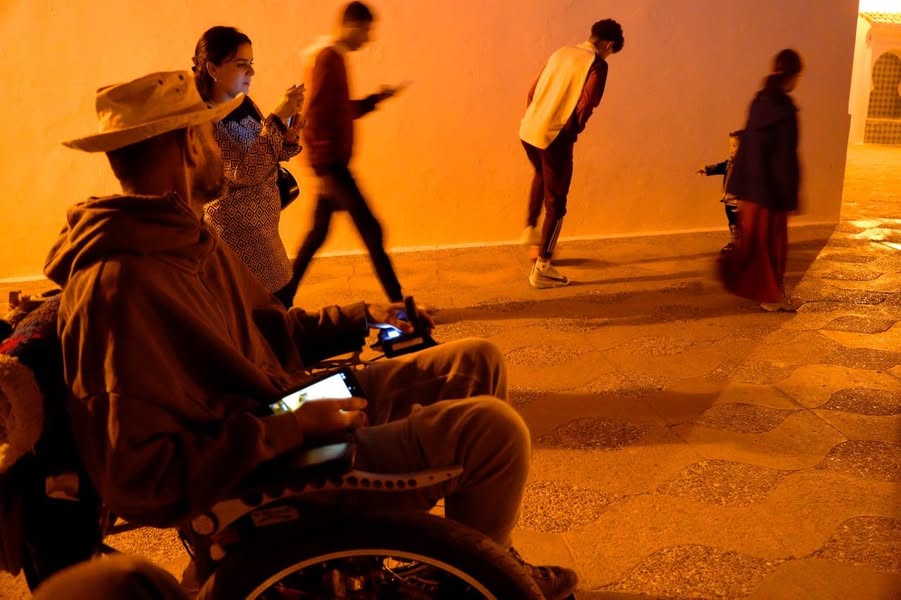 Friday evening in Asilah. A soft breeze drifts through the…