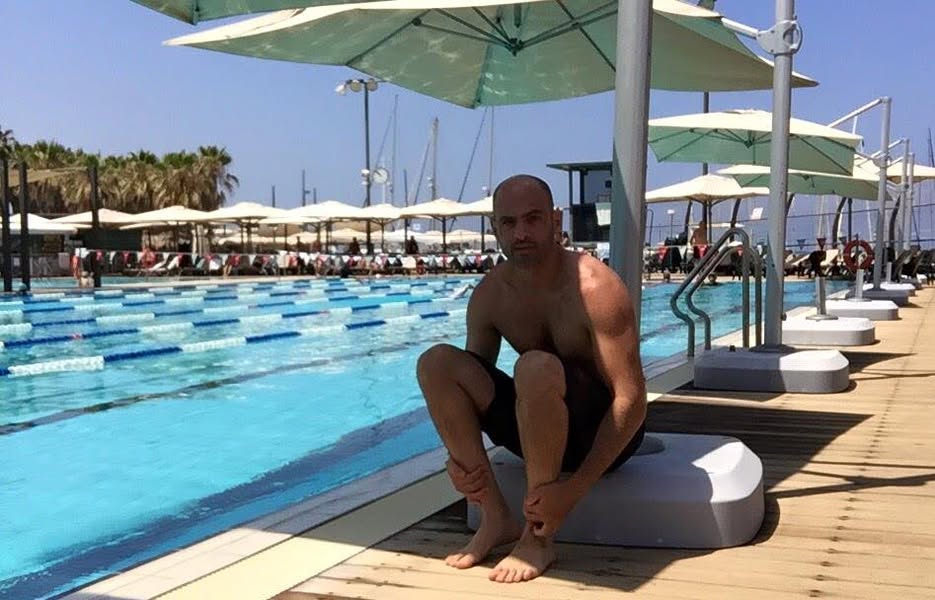 Poolside Serenity: Catching Rays by the Water